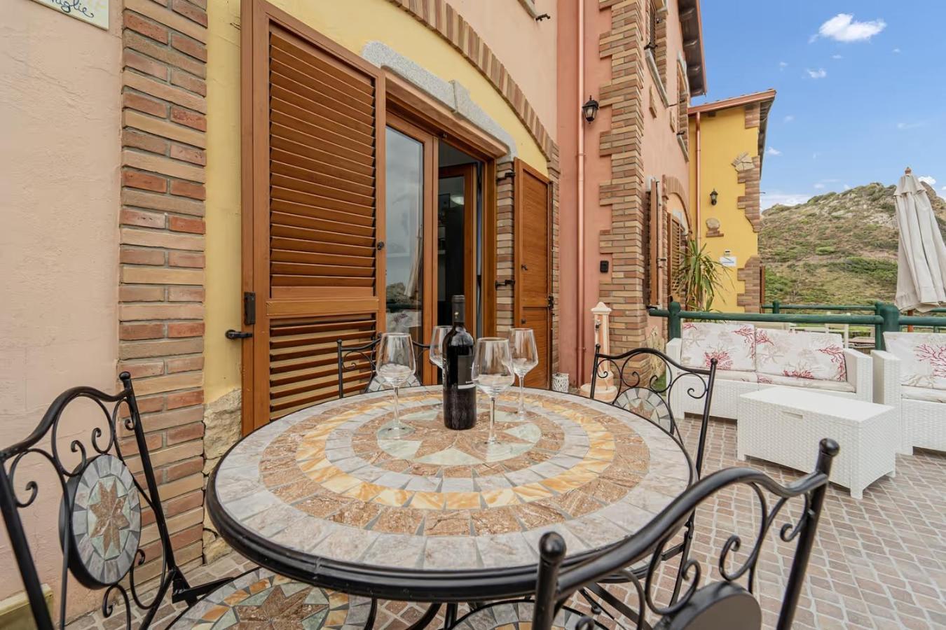 Villa La Perla E Le Conchiglie Tanca Piras Vista Mare Nebida Esterno foto